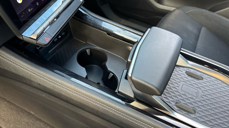 Renault Austral E-Tech FHEV Iconic Esprit Alpine 5dr Auto 4C Hybrid Estate